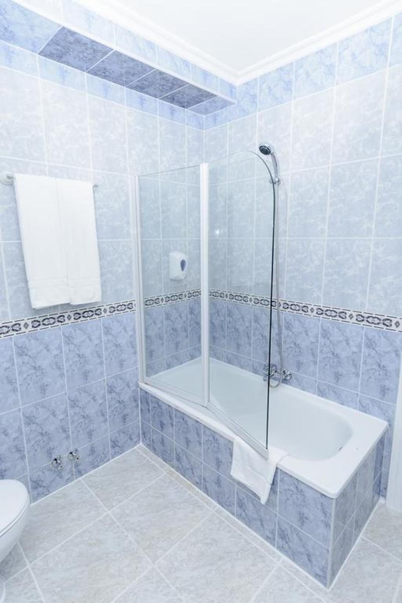Hotel Manjares 2*