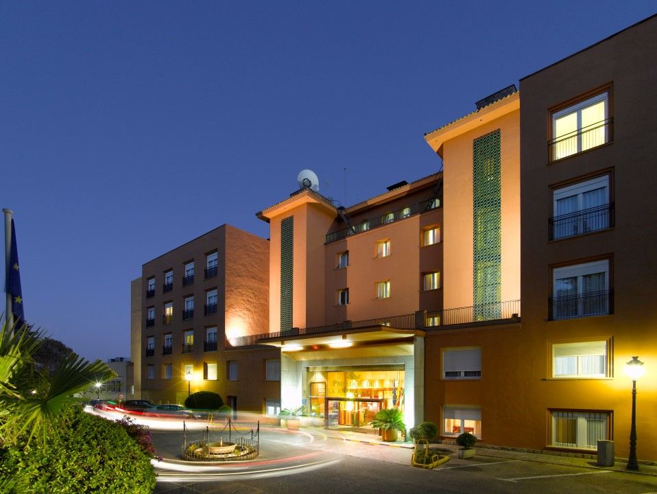 Hotel De 4*