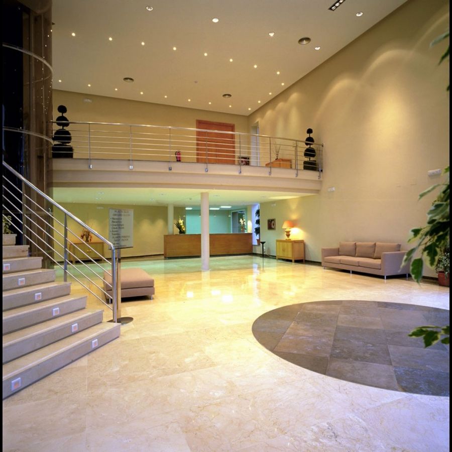 Hotel De 4*