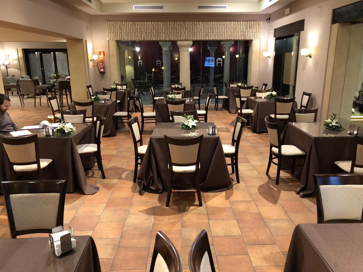 Hotel Atalaya De La Campina 3*