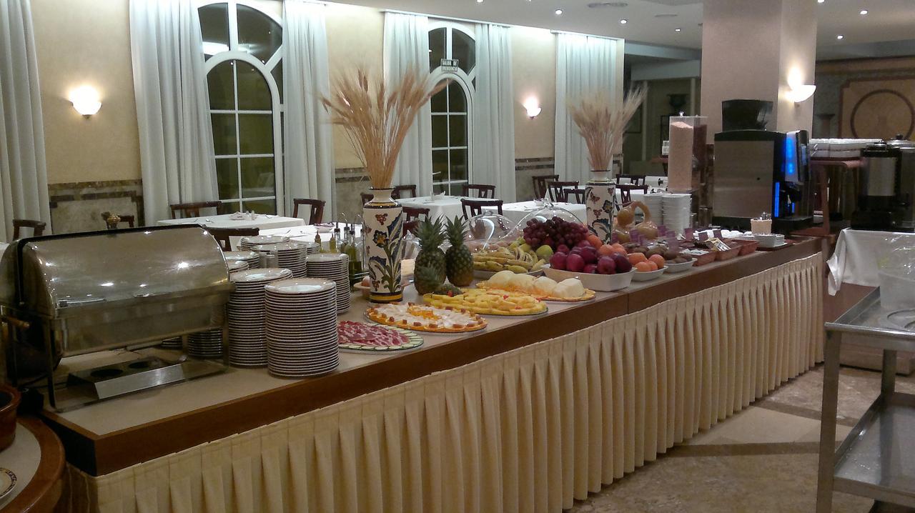 Hotel De Faroles 2*
