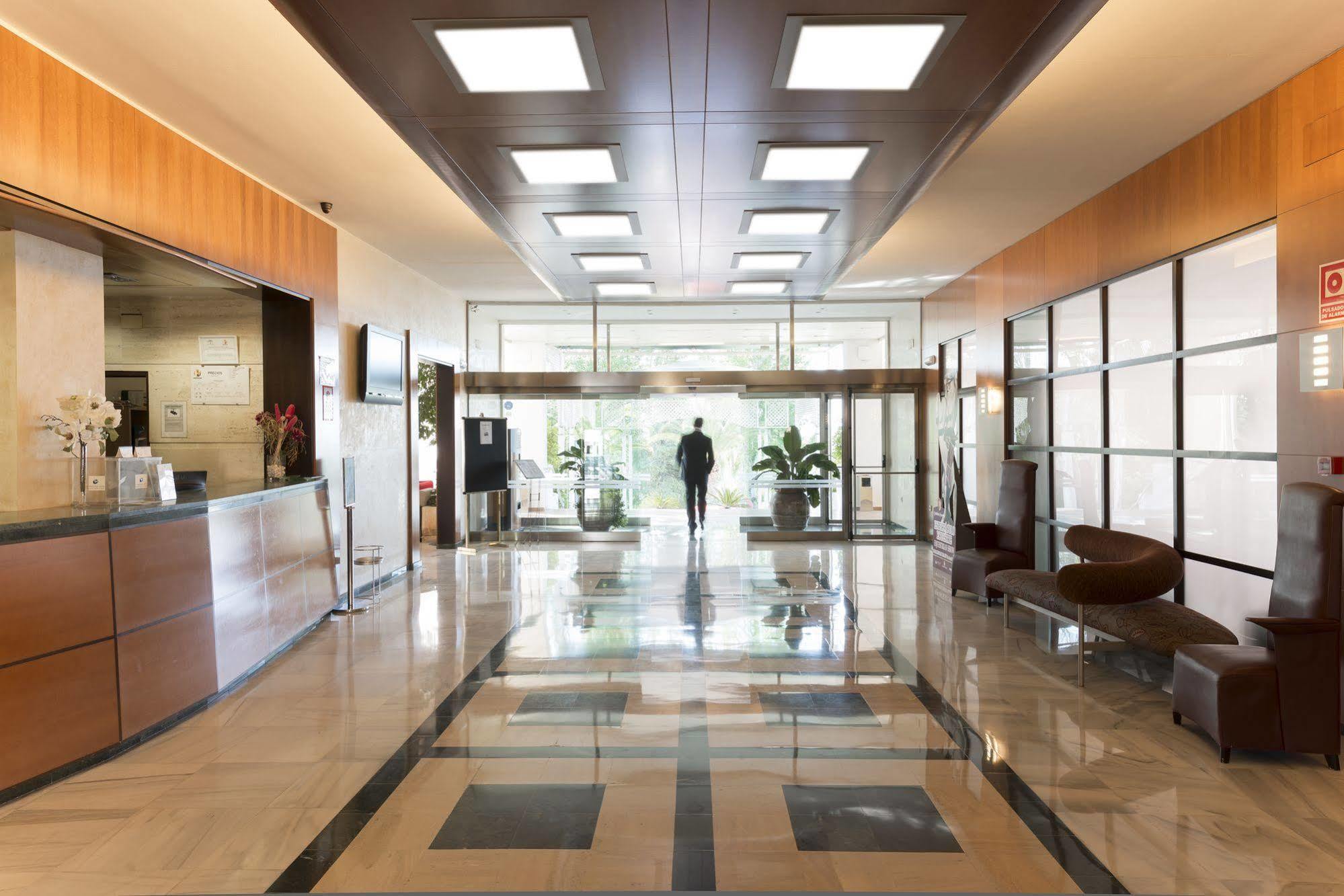Exe Adelfas Hotel 4*
