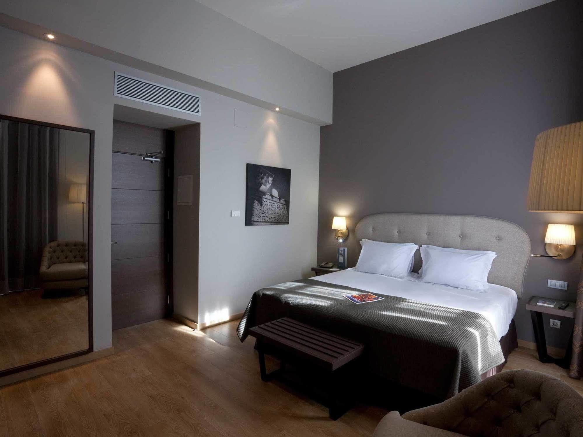 Eurostars Patios De 4*