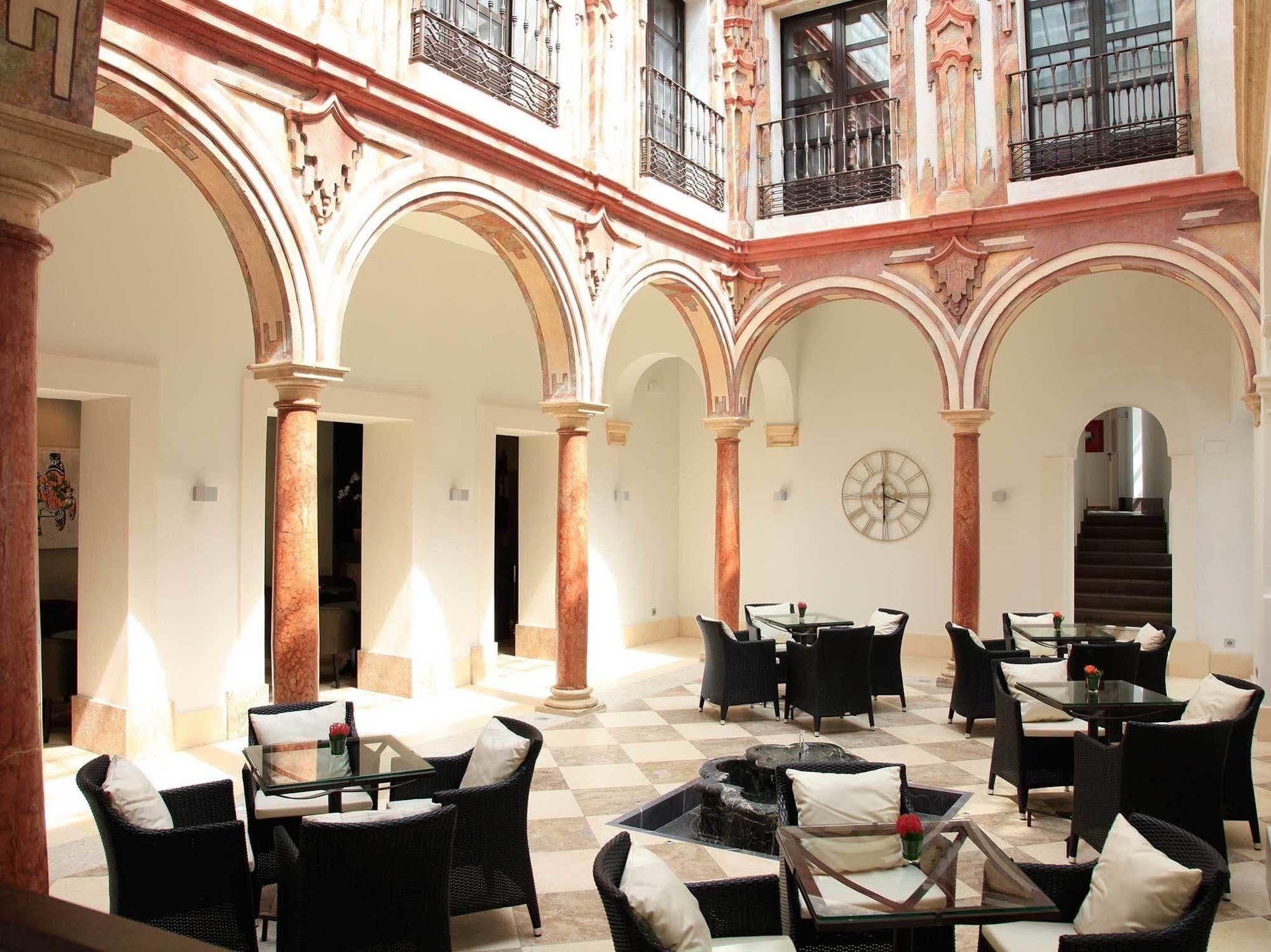 Eurostars Patios De 4*