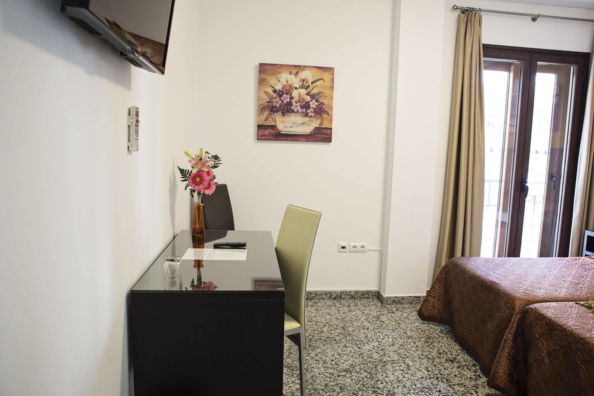 Hotel De Faroles 2*