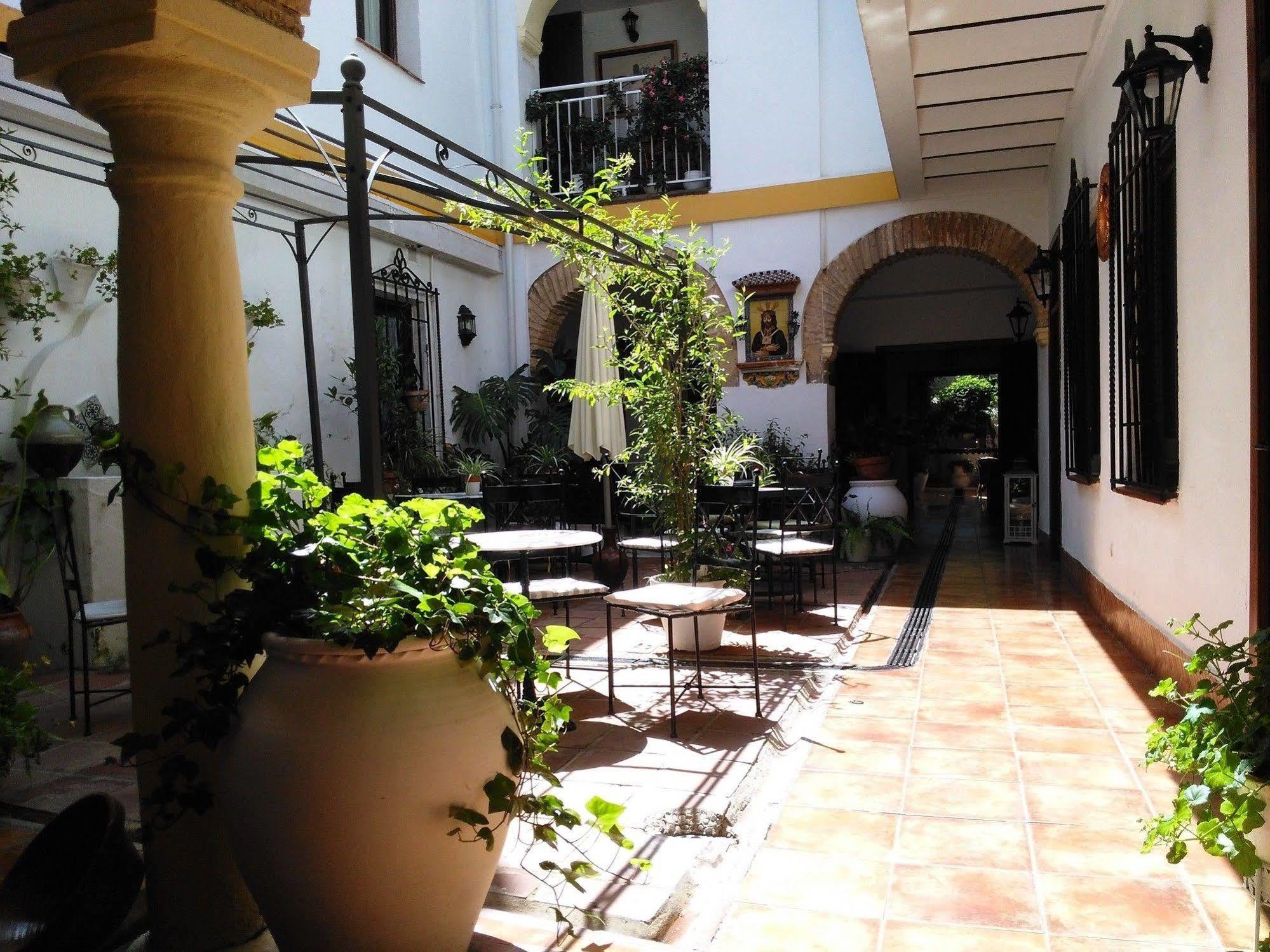 Casa De Naranjos 2*