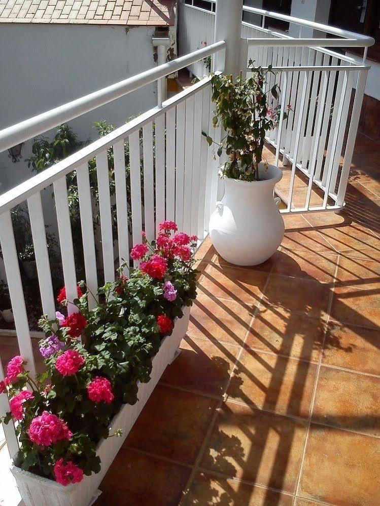 Casa De Naranjos 2*
