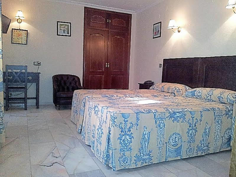 Averroes Hotel 3*