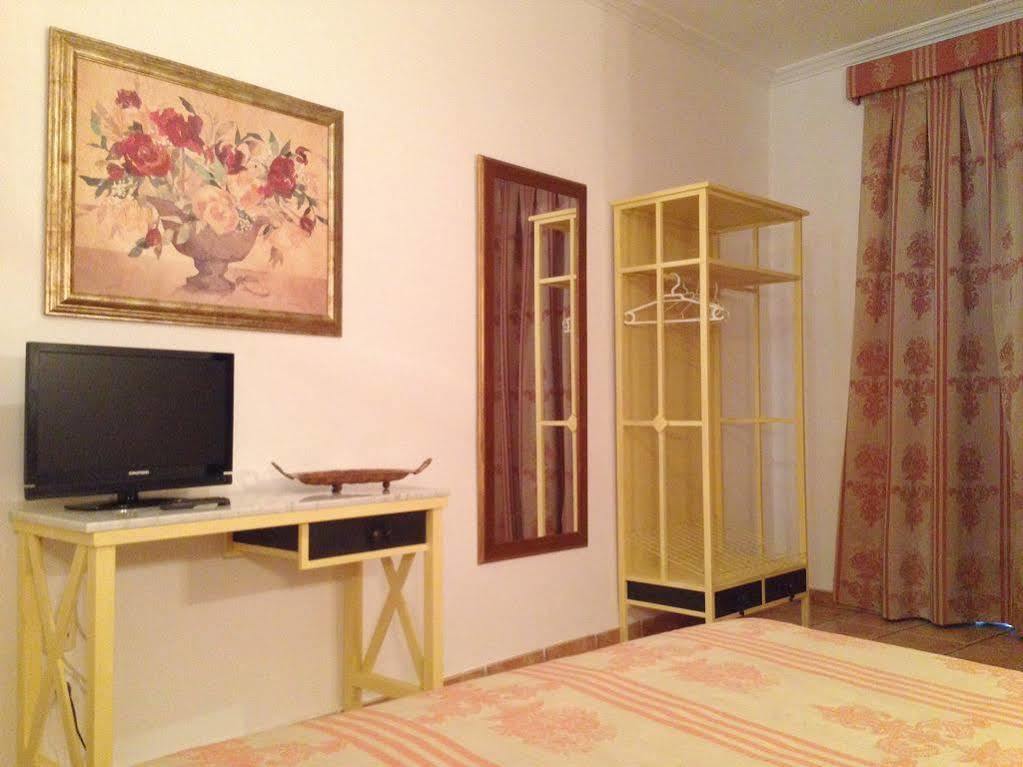 Maestre Hotel