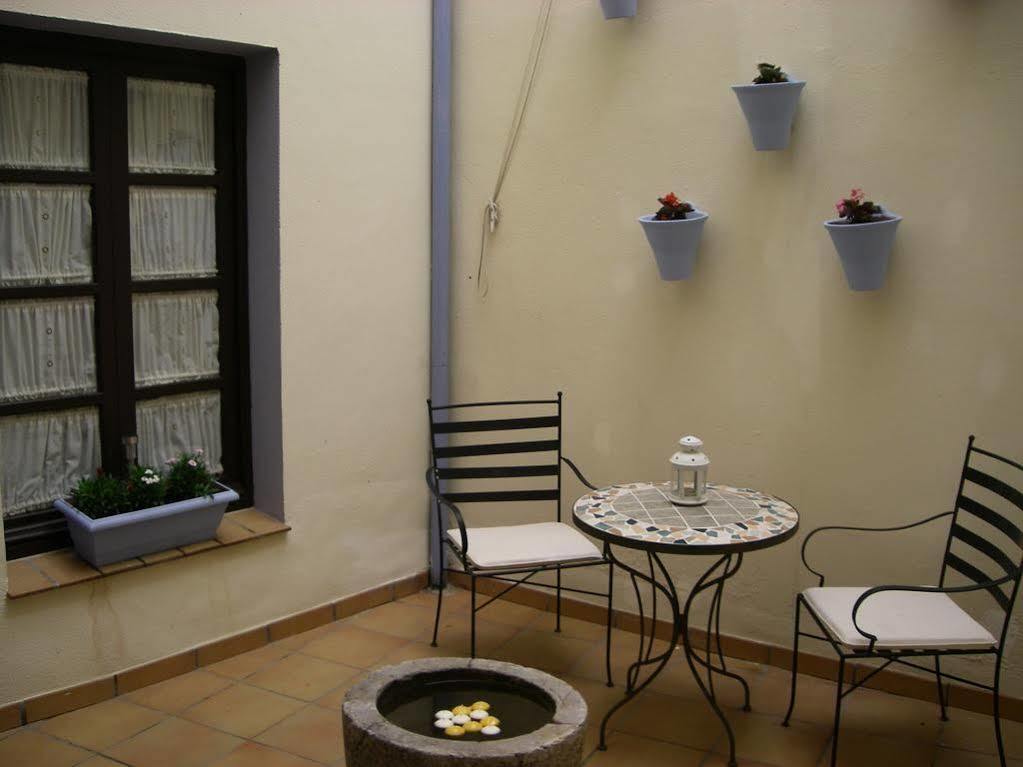 Azahar Pensión Córdoba