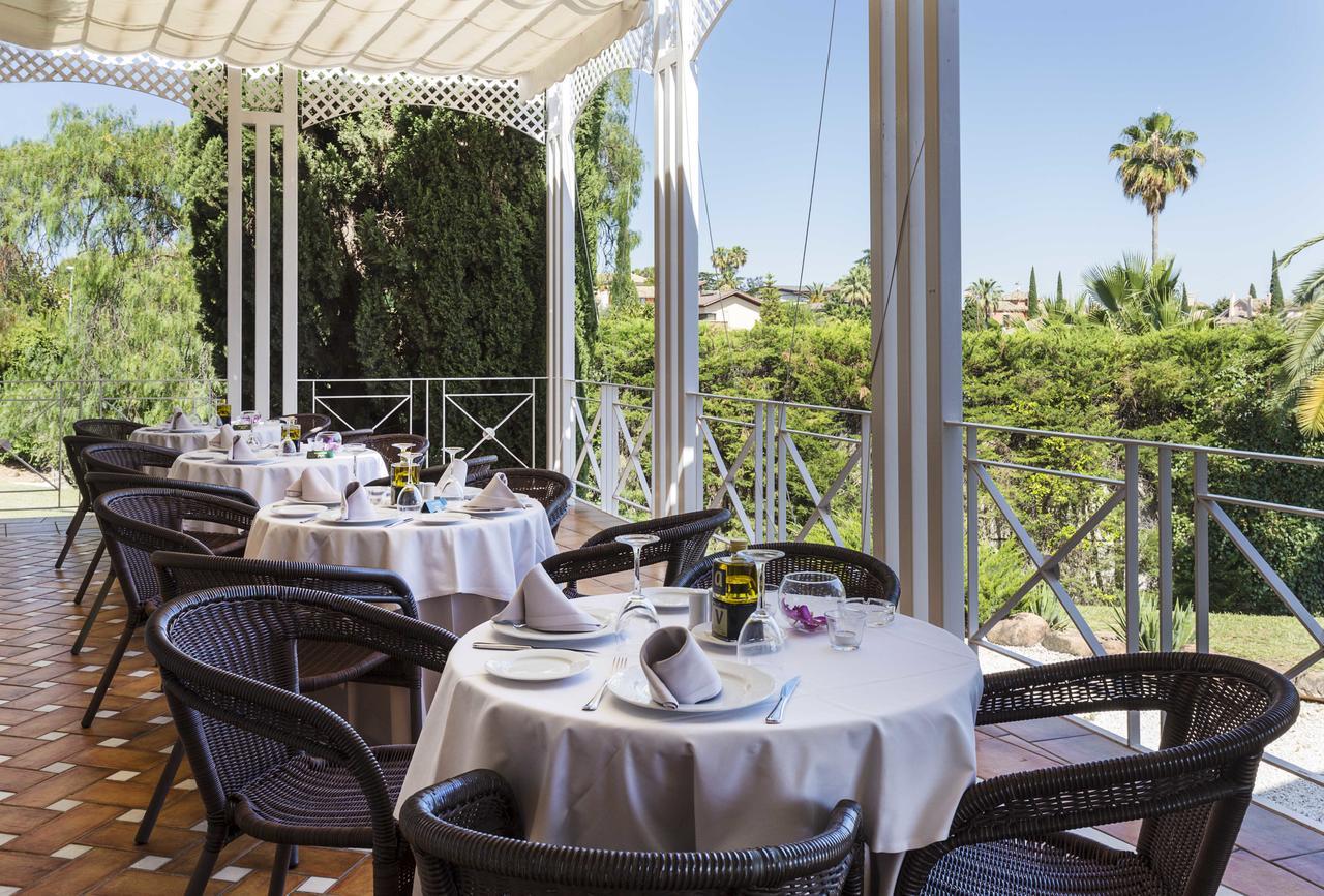 Hotel Exe Adelfas 4*