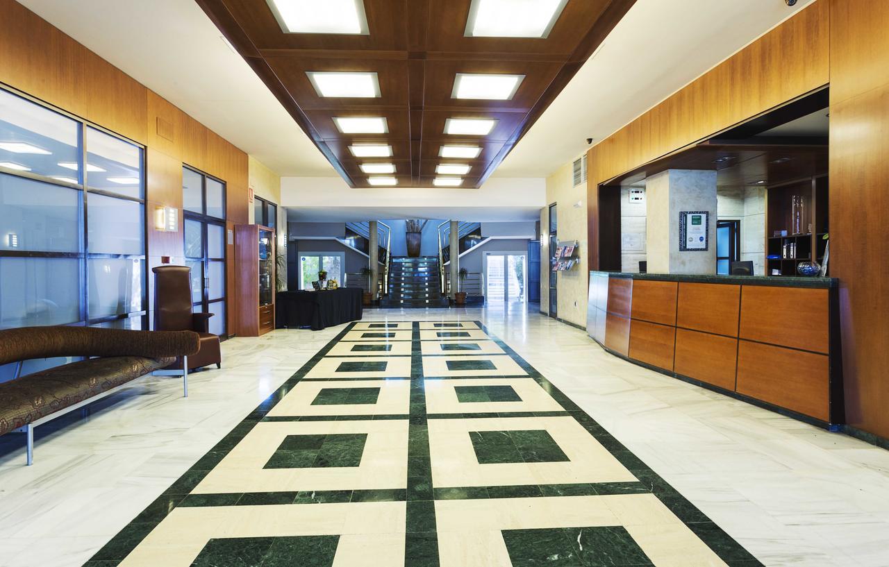 Exe Adelfas Hotel 4*