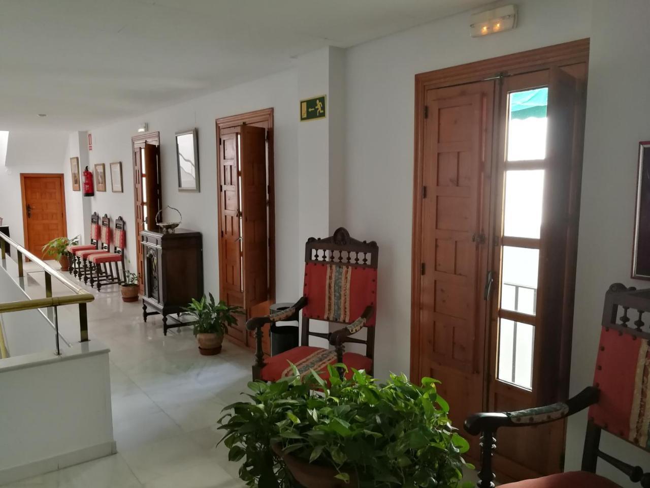 Maestre Hotel *