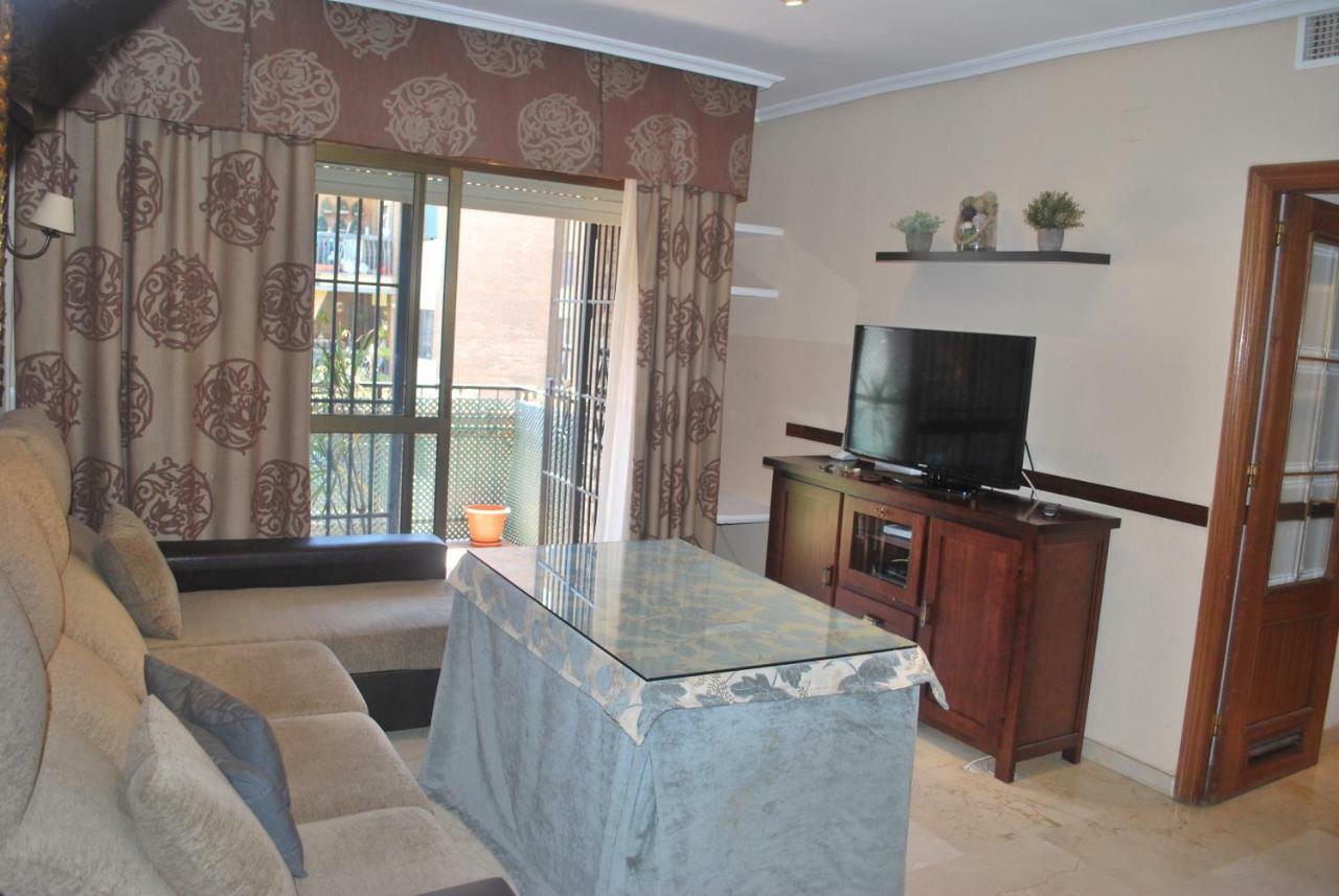 Piscina Y Parking Incluidos, Amplio Piso En Av. Manolete Apartamento Córdoba