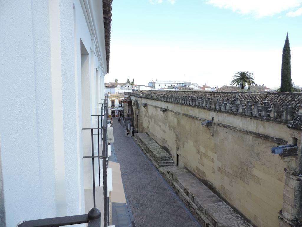 Boutique Caireles