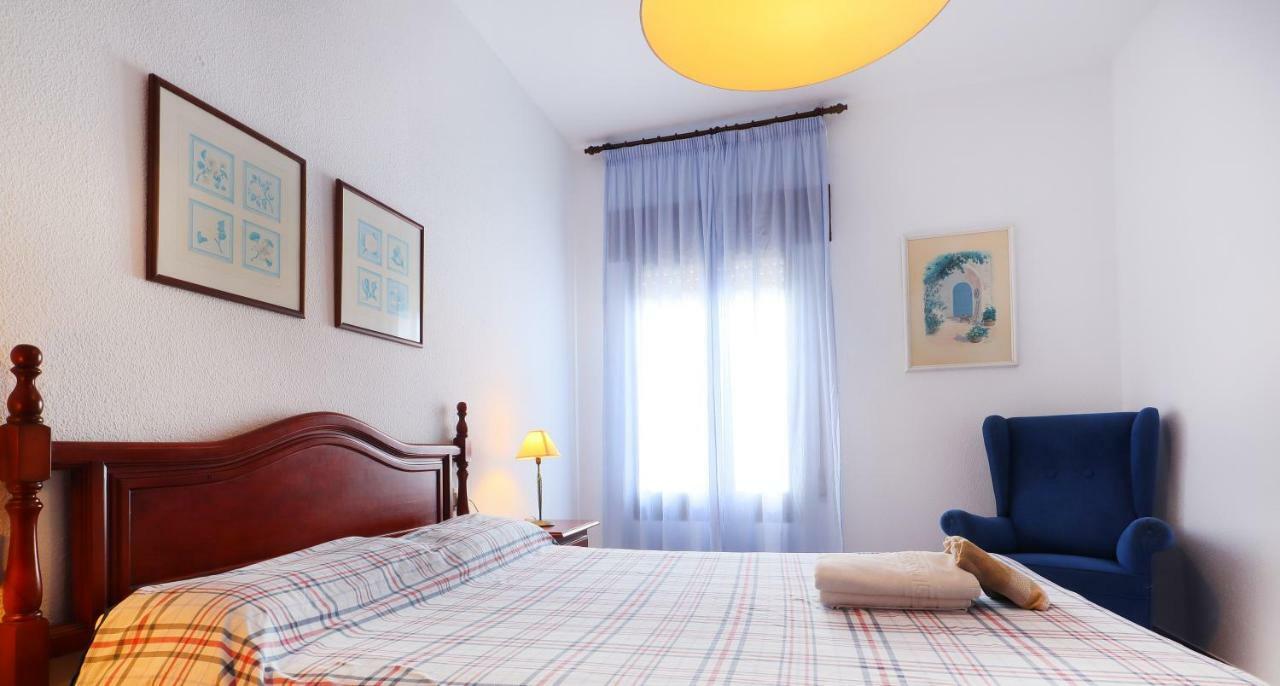 Cardenal Toledo & Free Parking