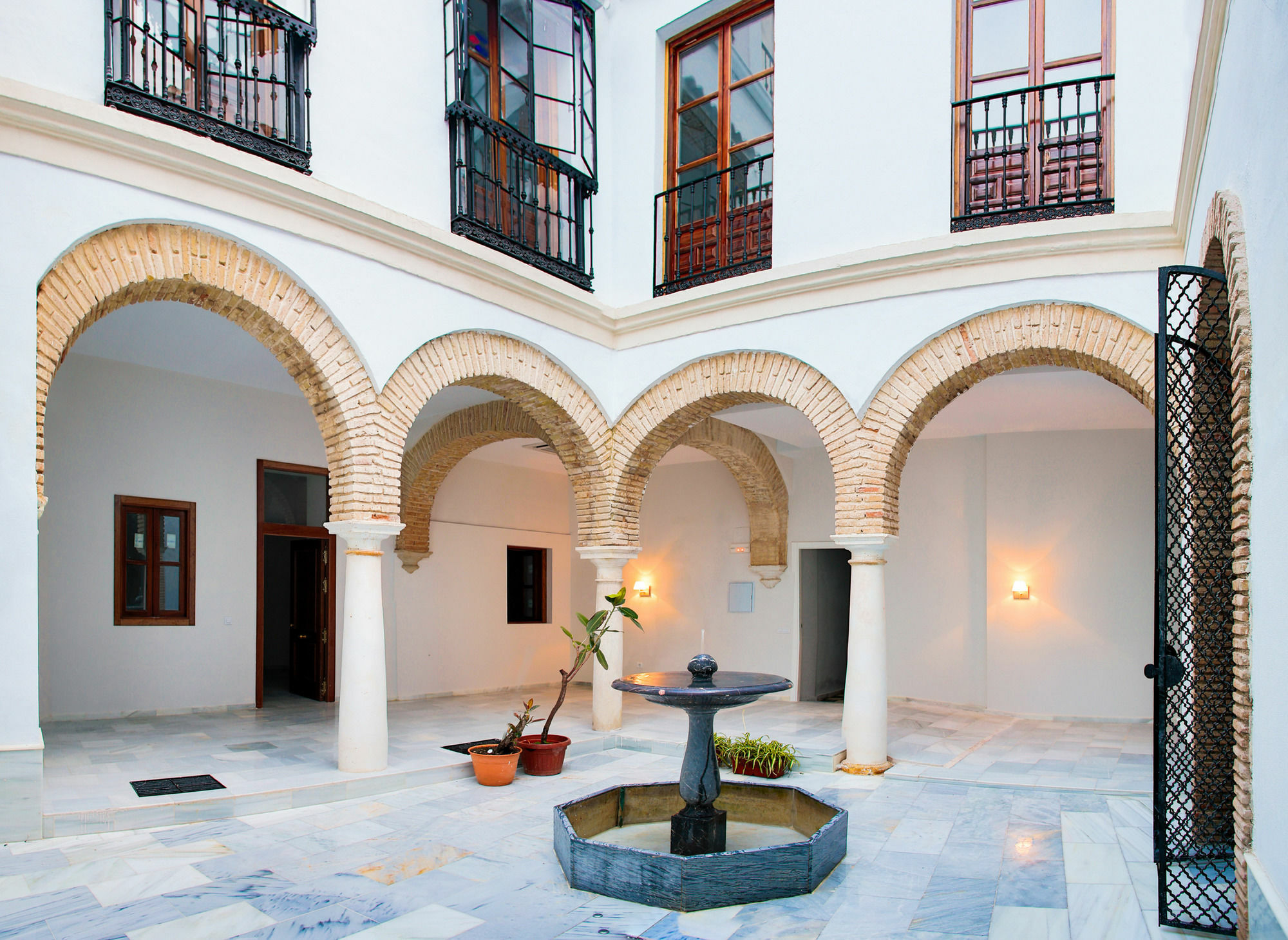 Oyo Leiva Pensión Córdoba