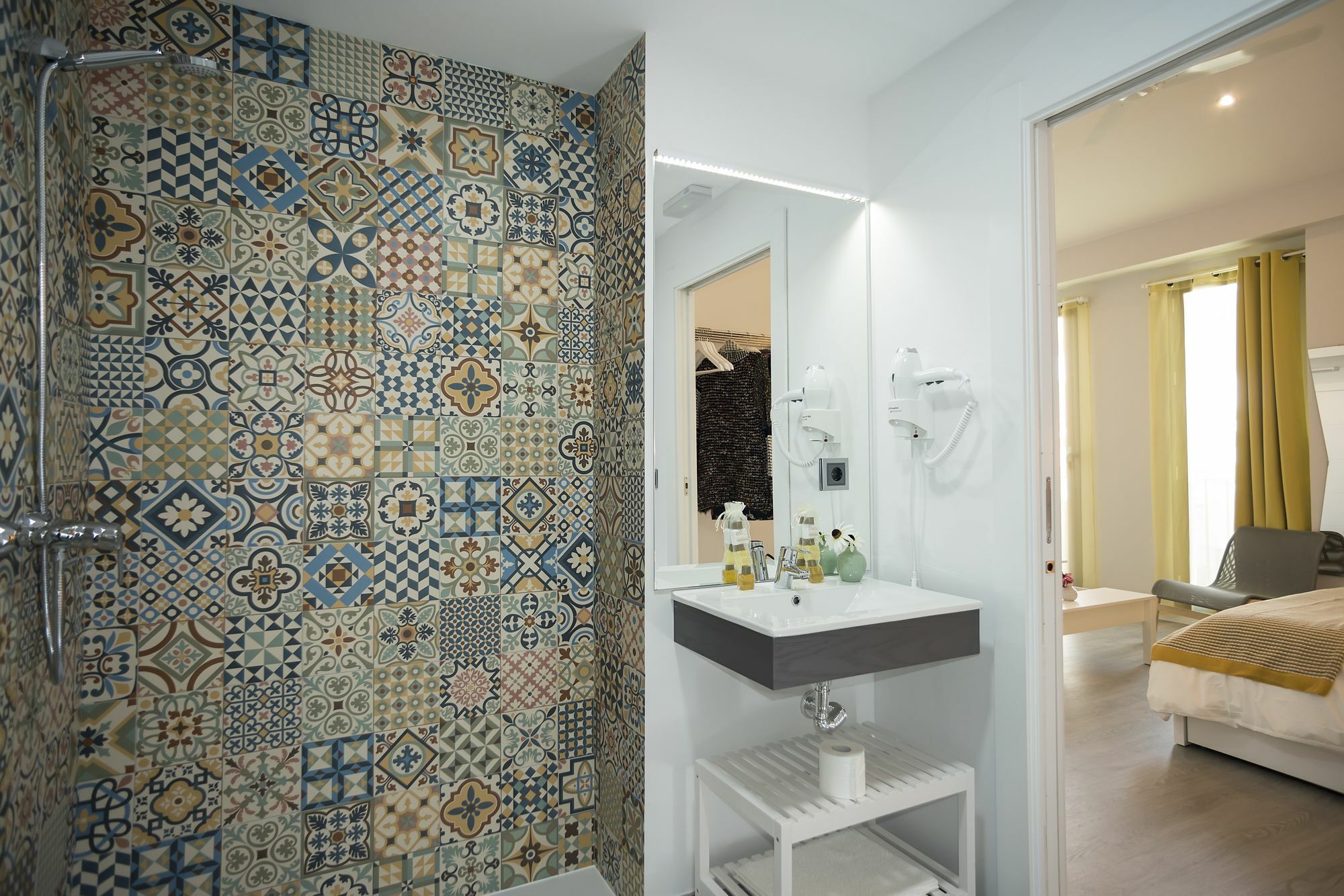 Apartment Algo Diferente