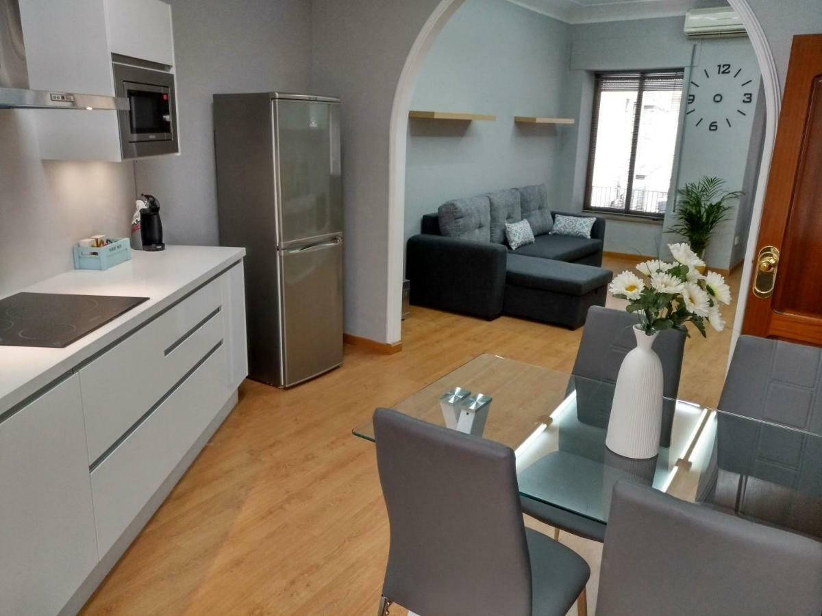 Apartment Eduardo Lucena 5, Alcazar *