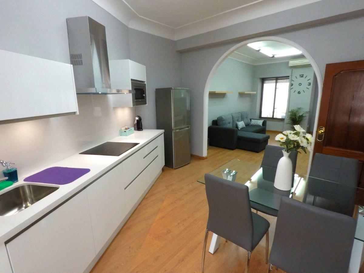 Apartment Eduardo Lucena 5, Alcazar *