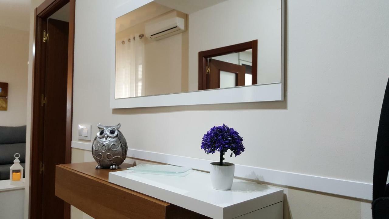 Eduardo Lucena 5, Flamenco Apartment *