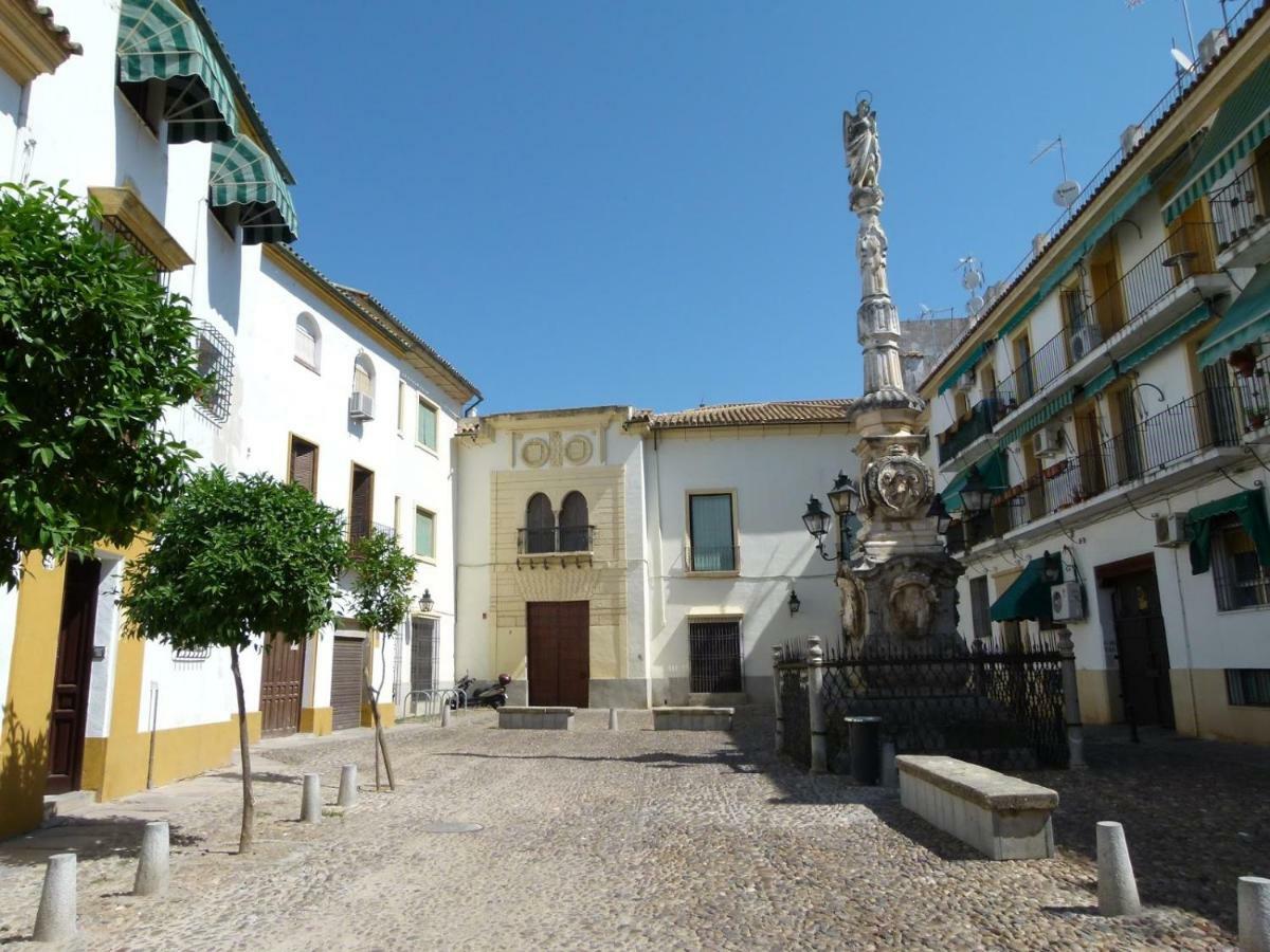 Plaza De San Pedro Apartment