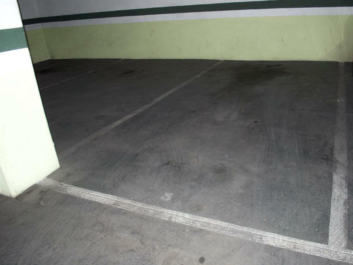 Céntrico Con Parking Privado