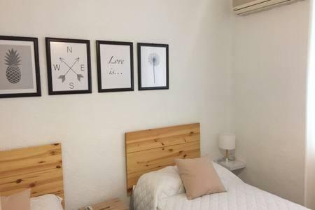 Aire Acondicionado, Wifi, Cerca De La Mezquita Apartamento Córdoba
