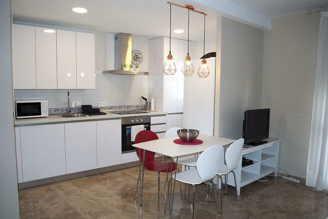 Luminoso Apartamento Con Parking Privado Apartamento *