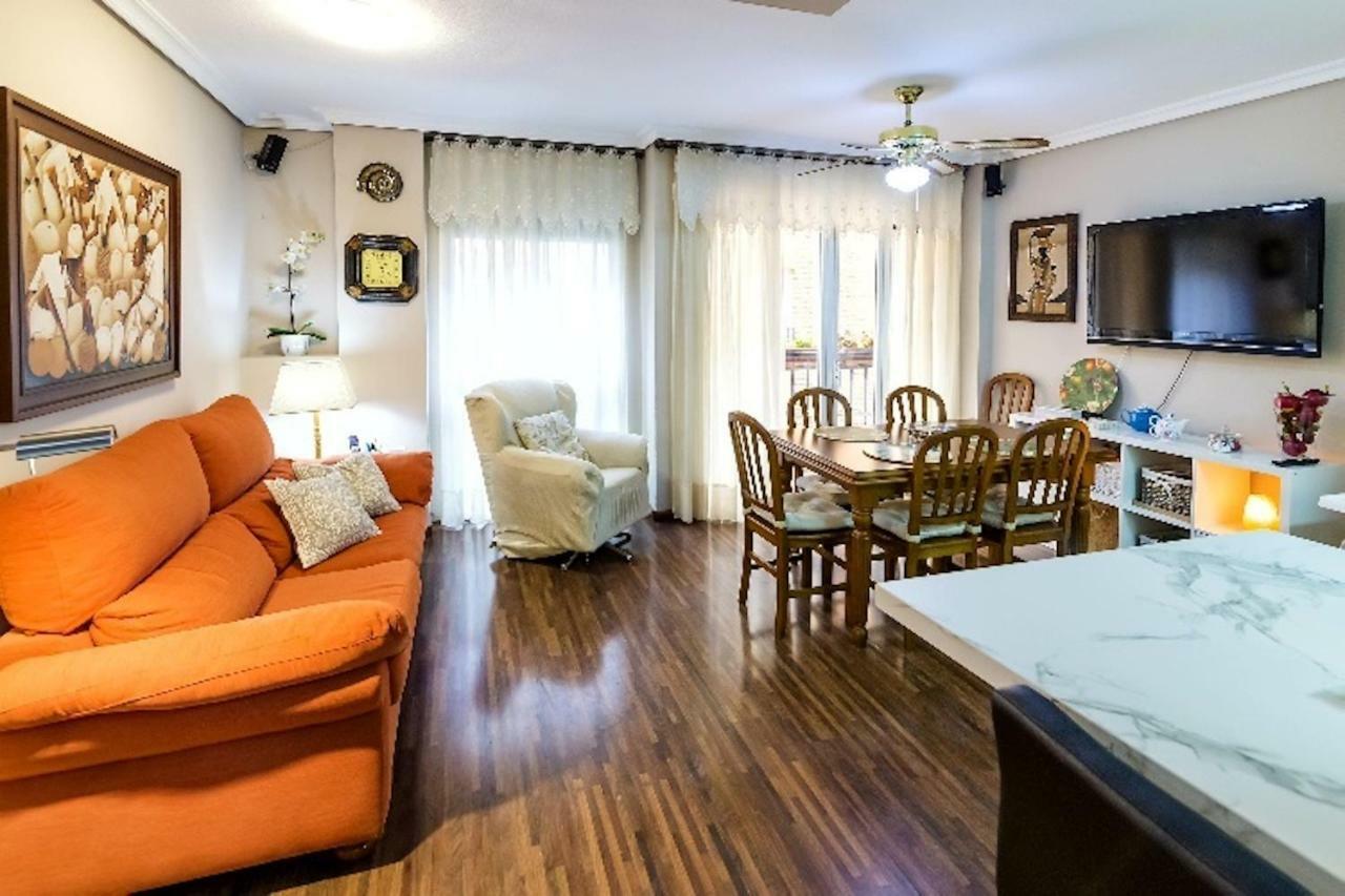 Apartamento Azahara *