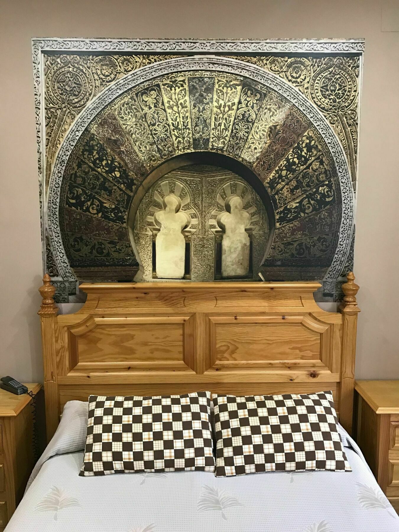 Hotel Maximiano Herculeo 2*