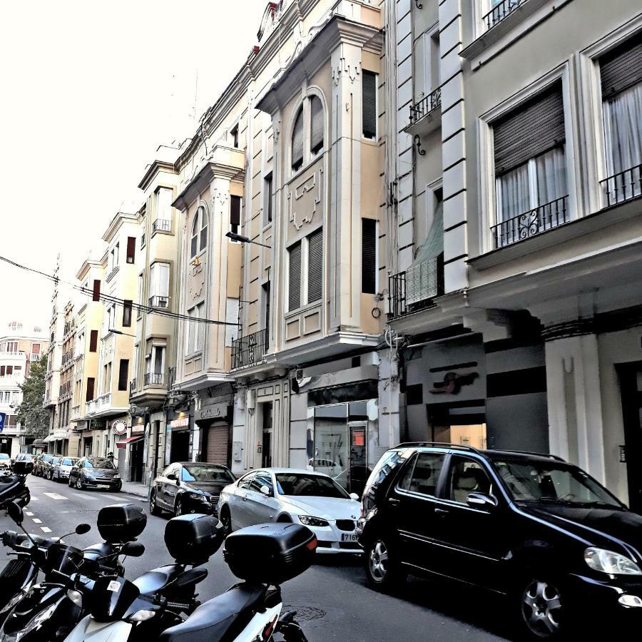 Gran Capitan Luxury Center Apartment- Parking Apartment Cordoba