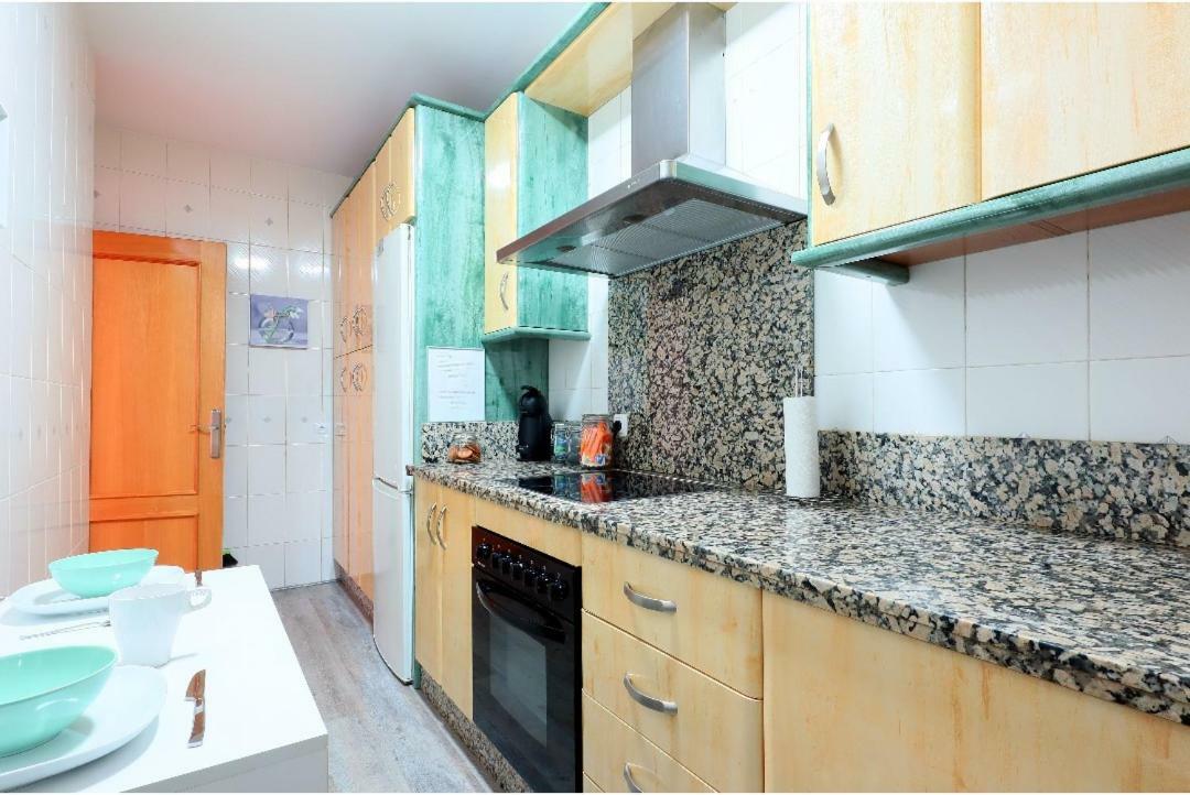 Apartment Piso En Emili's House2 *