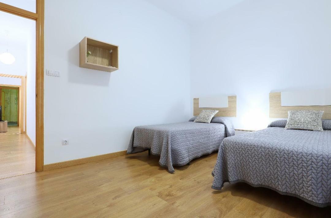 Apartment Piso En Emili's House2