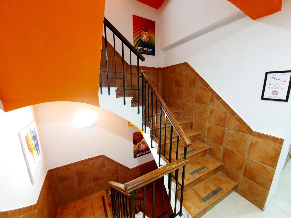 Hostal Funky By Arc House Guest house