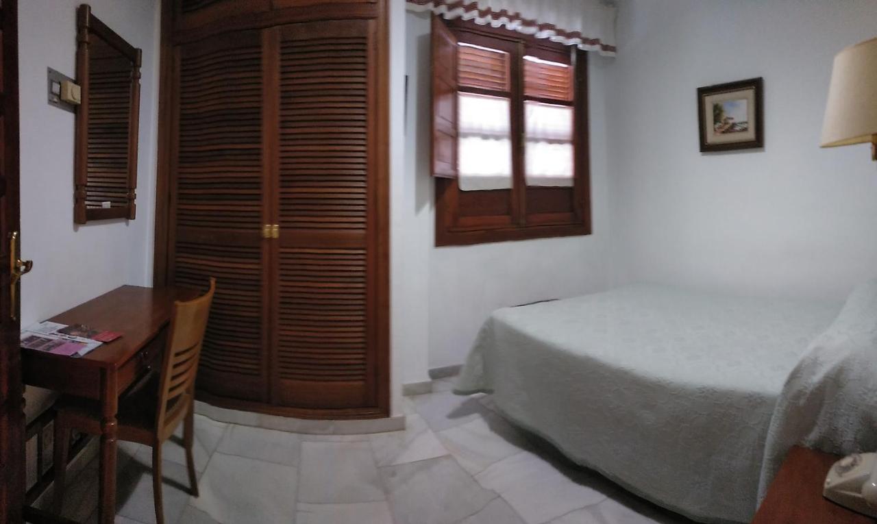 Albucasis Hotel 2*