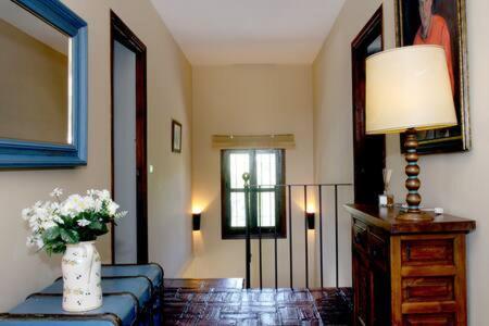 Casa Con Encanto Y Jardin *