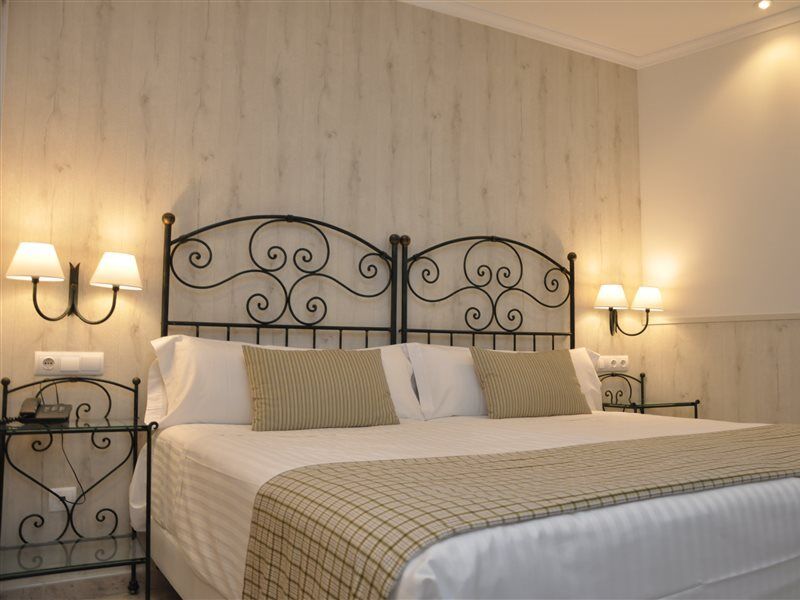 Hotel Selu 3*