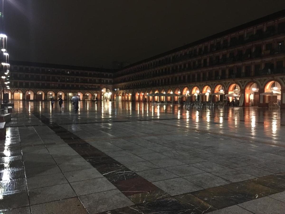 Plaza De La Corredera Apartamento *