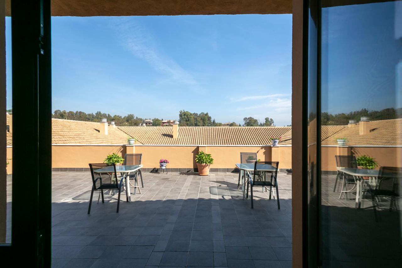 Turísticos La Castilleja Apartamento