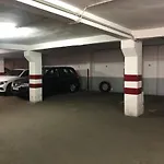 Juderia Home - Parking