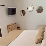 La Pequena Taifa I
