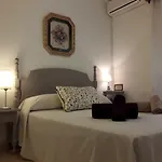 Your Home In Cordoba - Ana Y Ernesto