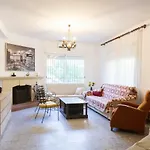 Fantástico chalet con piscina en Avenida del Brillante