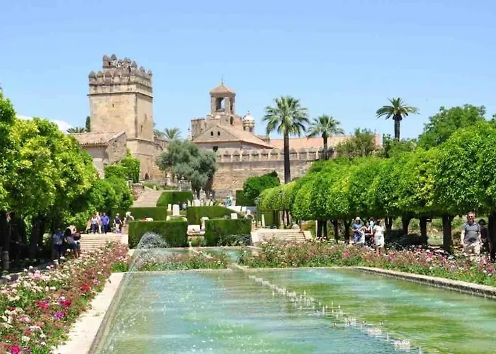 Apartamento Con Jardin Y Piscina En Cordoba