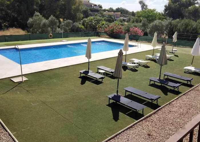 Apartamentos Turisticos La Castilleja