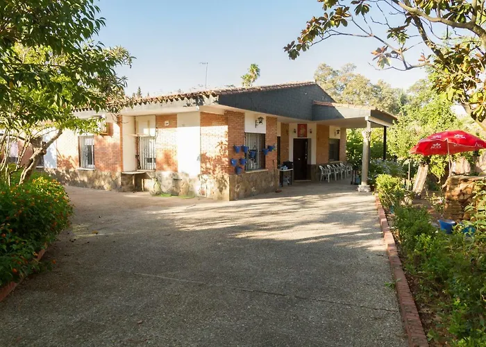 Fantástico chalet con piscina en Avenida del Brillante