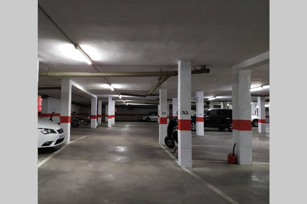 Apartamento Calle San Basilio - Patios. Aparcamiento Gratis