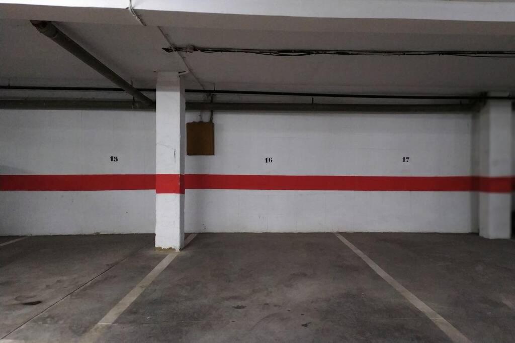 Calle San Basilio - Patios. Aparcamiento Gratis Apartamento