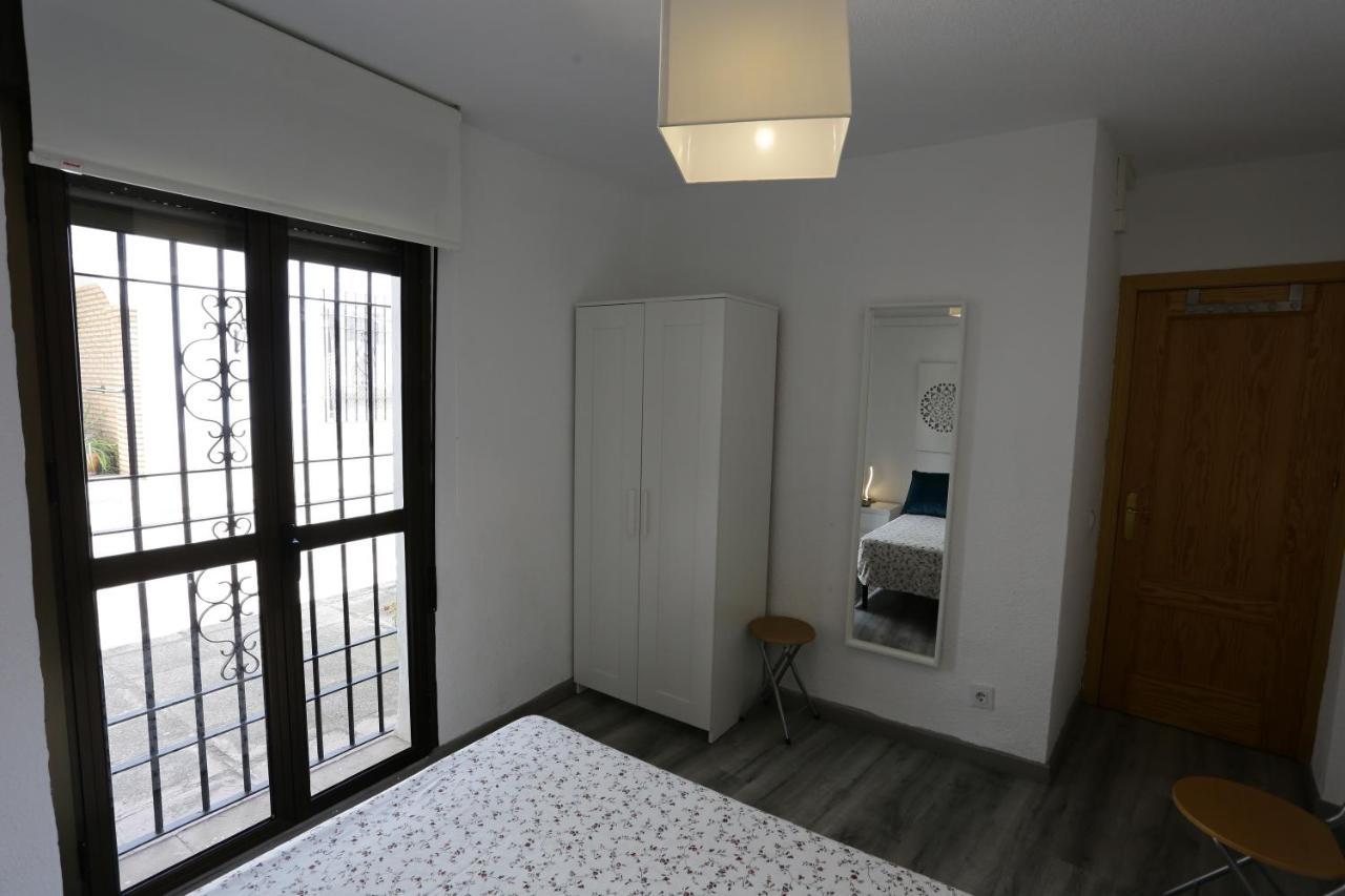 Apartamento Calle San Basilio - Patios. Aparcamiento Gratis *
